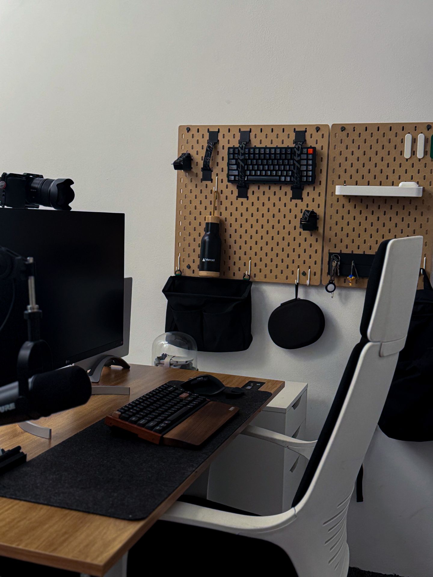 Photo UQC?cVxuR,Rj~p%MbIRj?axuxtt7-;oeoexu